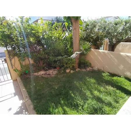 Casa Pareada Con Piscina En La Costa Dorada Holiday home San Vicente de Calders
